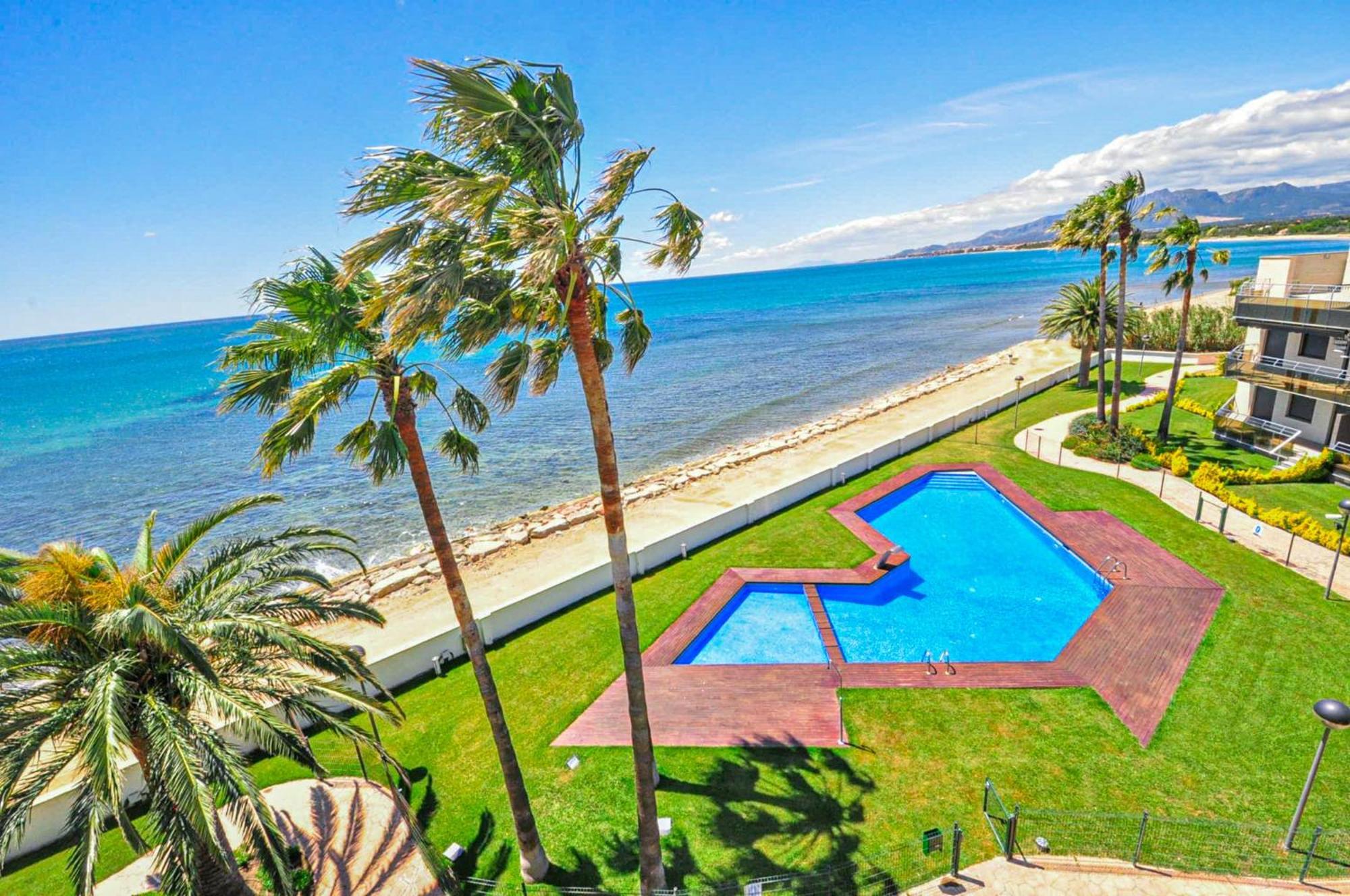 Di Mare Litoral Costa Dorada - Only Families Apartman Mont-roig del Camp Kültér fotó