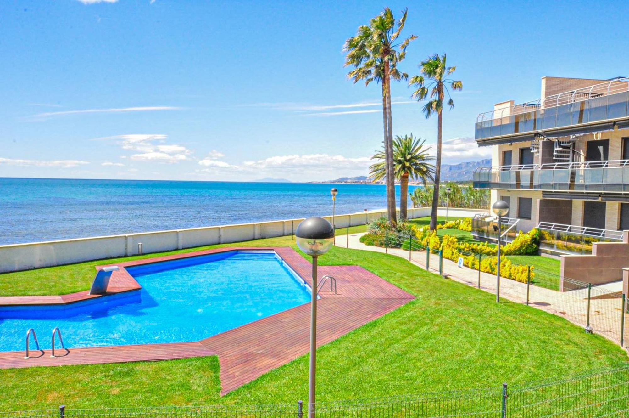 Di Mare Litoral Costa Dorada - Only Families Apartman Mont-roig del Camp Kültér fotó