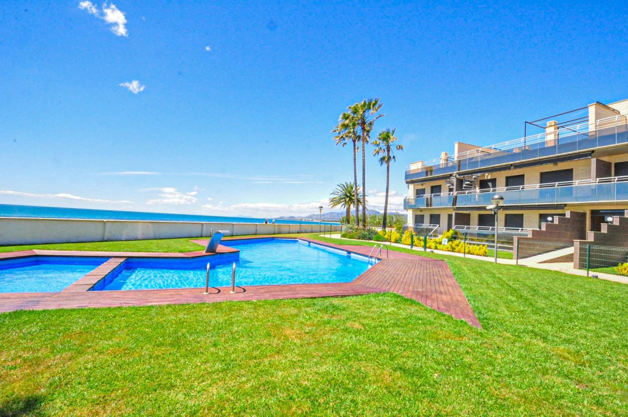 Di Mare Litoral Costa Dorada - Only Families Apartman Mont-roig del Camp Kültér fotó