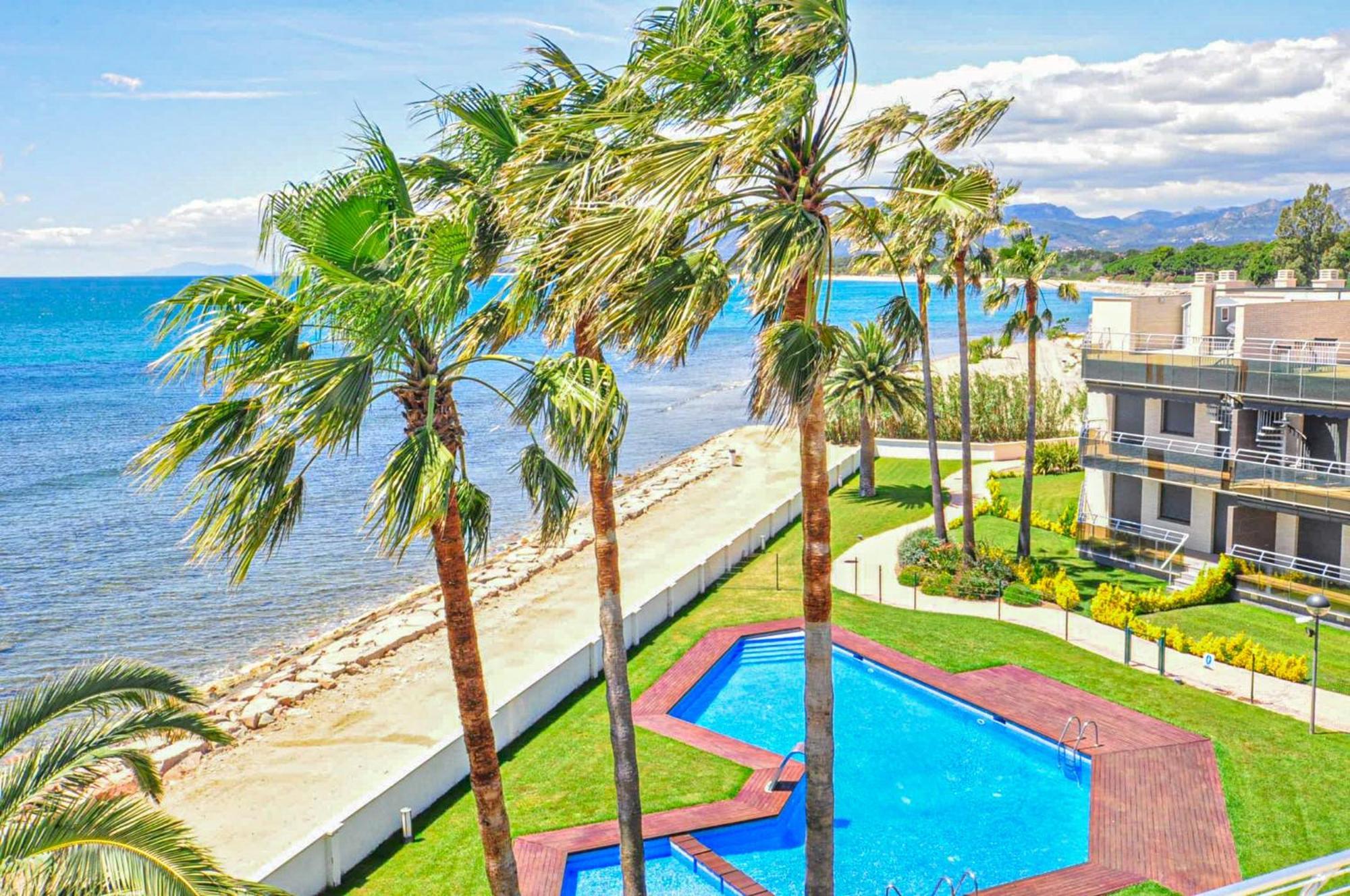 Di Mare Litoral Costa Dorada - Only Families Apartman Mont-roig del Camp Kültér fotó